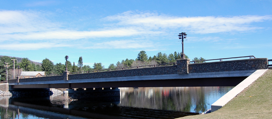 30 Bridge over Lake Algonquin